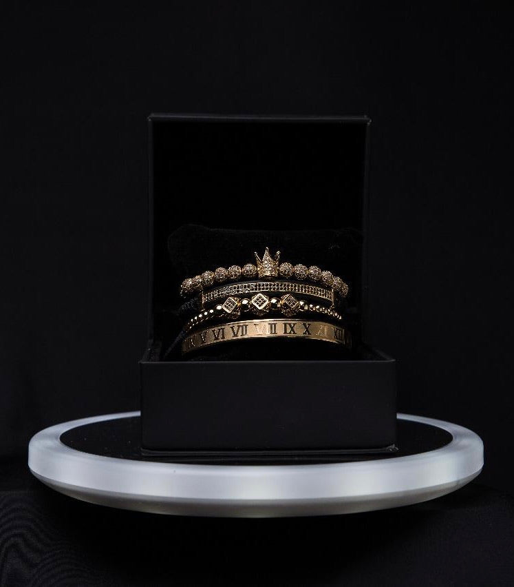 SET DE RELOJ Y PULSERAS PARA MUJER | DÚO GOLD MASTER SKULL