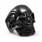 Anillo de calavera Reaper Black en acero inoxidable 316L — Skullborned