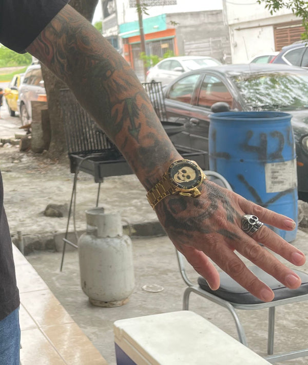 RELOJ PARA HOMBRE | DARK GOLDEN ROCK SKULL — estilo 6