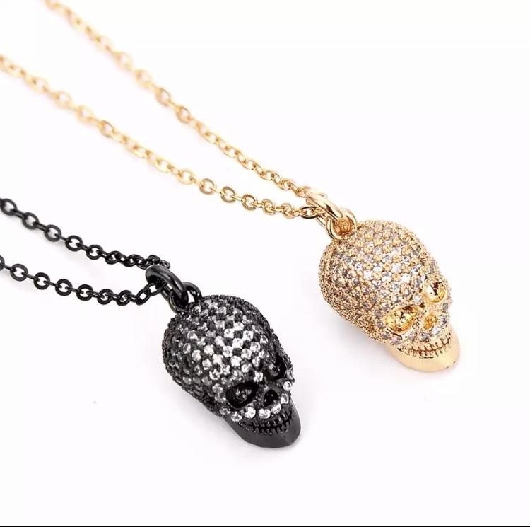 SET DE RELOJ, PULSERAS Y DIJE PARA MUJER | LUXURY SKULL PACKET