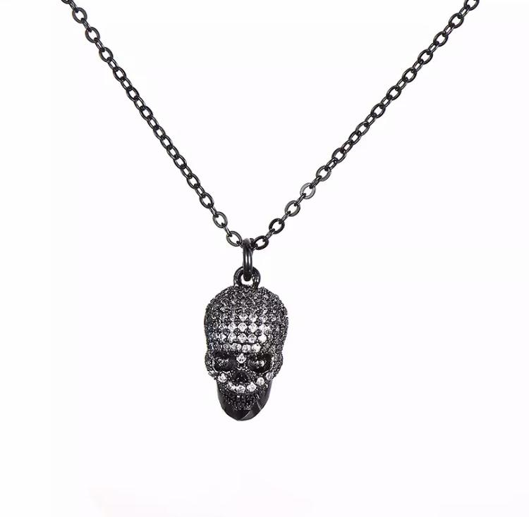 SET DE RELOJ, PULSERAS Y DIJE PARA MUJER | LUXURY SKULL PACKET