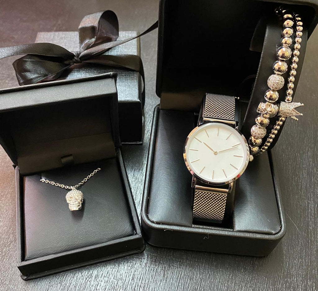 SET DE RELOJ, PULSERAS Y DIJE PARA MUJER | LUXURY SILVER PACKET
